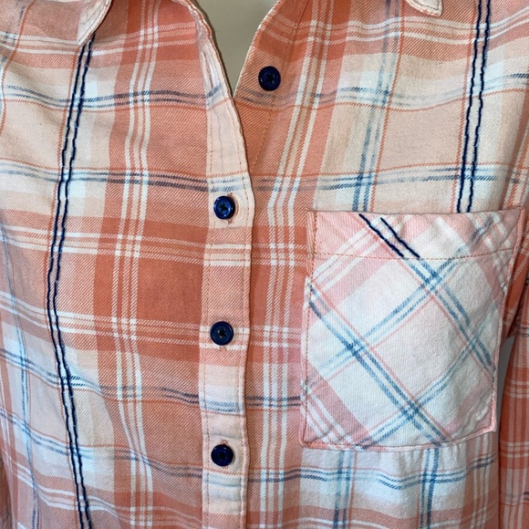 *CUSTOM DYED EMBROIDERED BUTTON DOWN - Picture 5 of 9